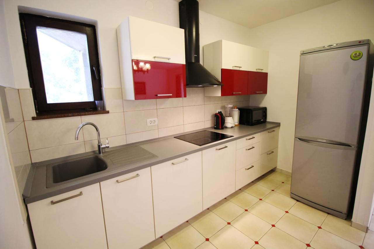 Apartment Duda Petrcane Esterno foto