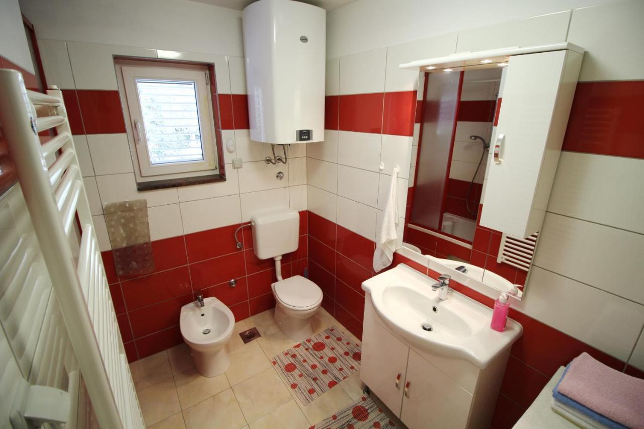 Apartment Duda Petrcane Esterno foto